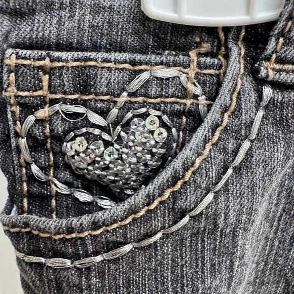 Arizona Jean Company 3T Girls Gray Heart Jeans Classic Fit Pants - Picture 2 of 8
